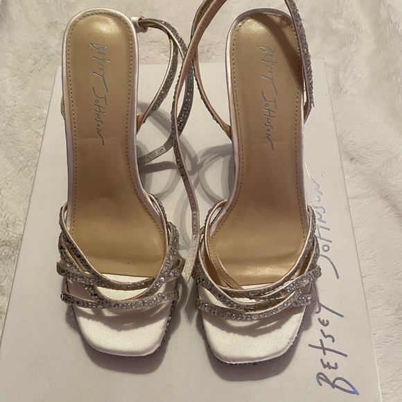 Betsy Johnson High Heels. BN . - Picture 2 of 4